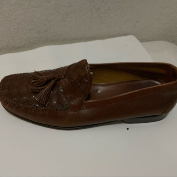 COLE HAAN BROWN TASSEL LOAFERS 9 D LEATHER SOLES - Picture 1 of 12